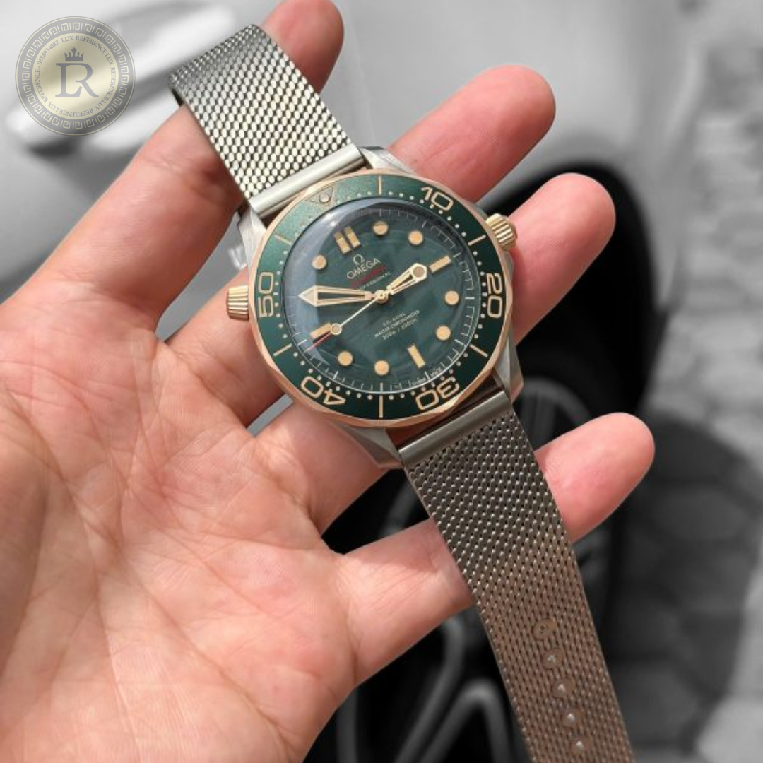 Omega Seamaster Diver 300M, Green Dial