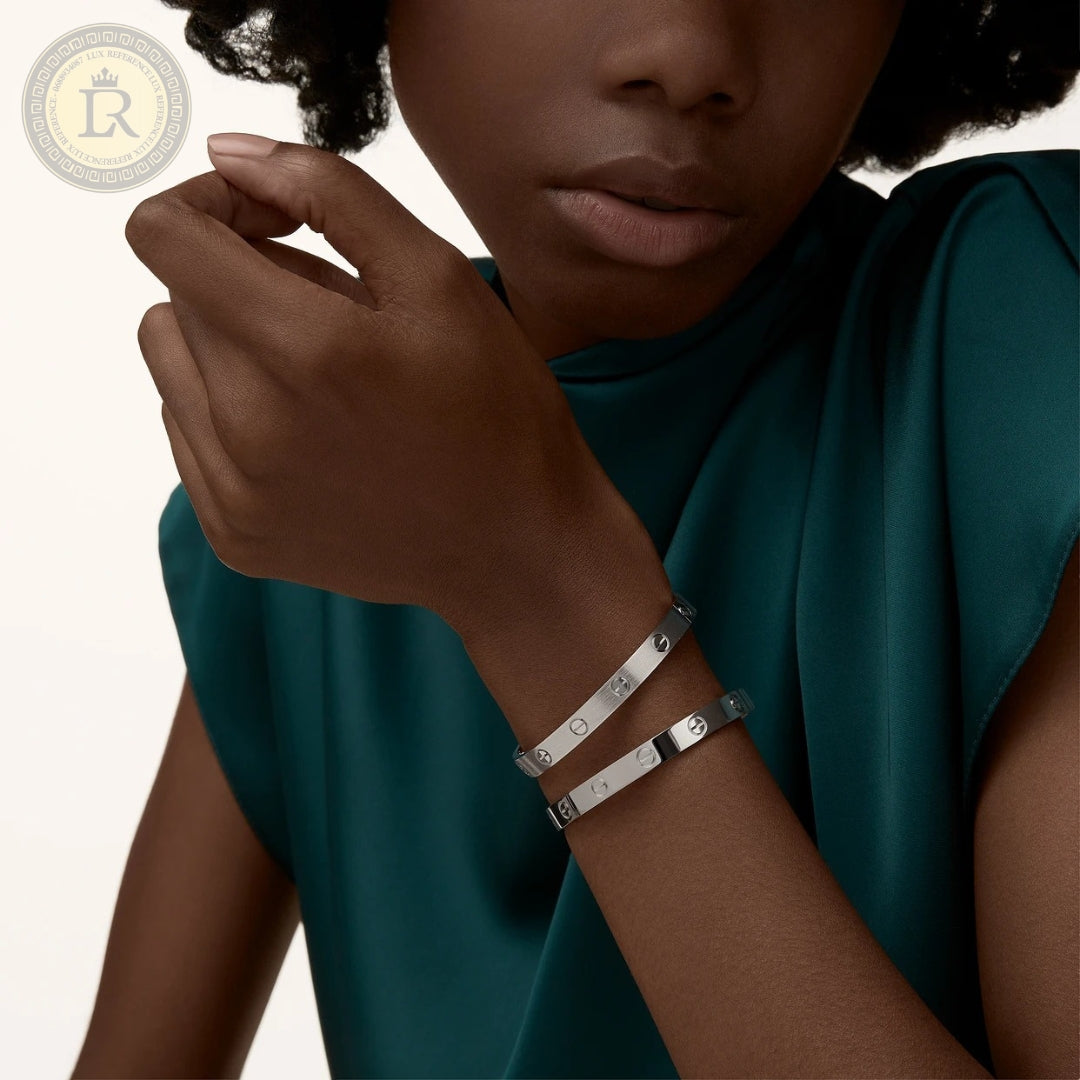 Bracelet Cartier LOVE, or gris