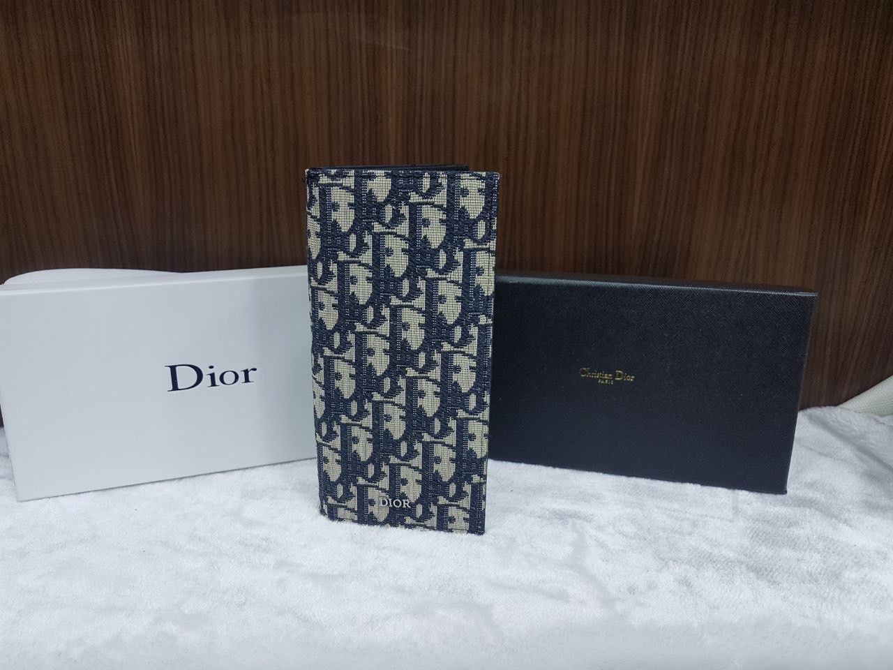 Portefeuille long vertical Dior