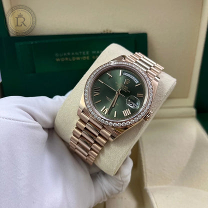 Rolex Day-Date, 36 mm, or Everose et diamants, Vert Olive