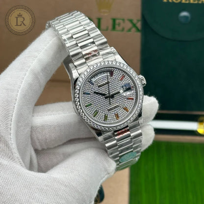 Rolex Day-Date, 36 mm, Or gris, Pavé de diamants