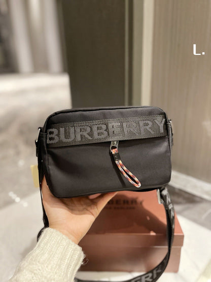 burburry messenger bag