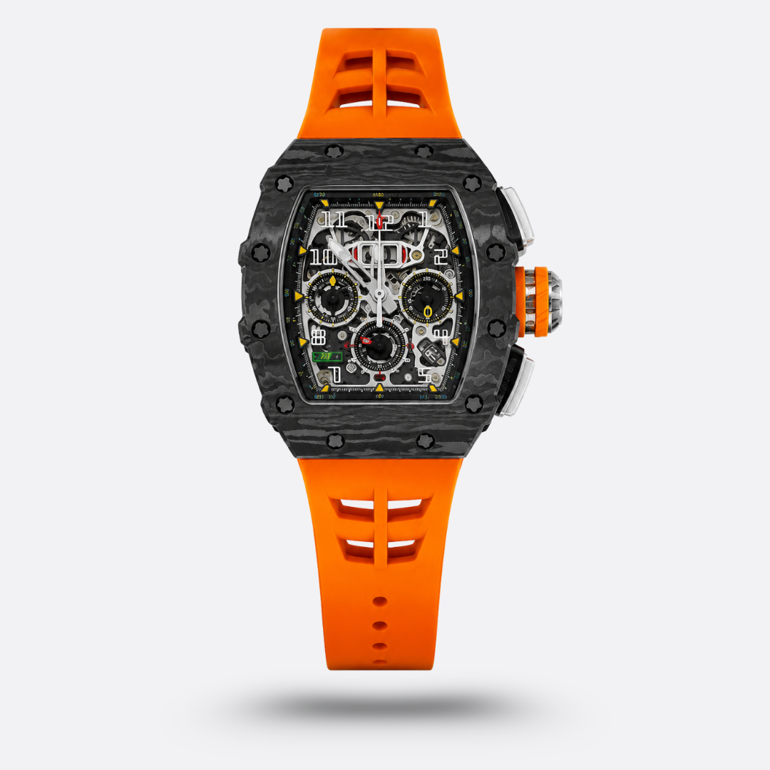 Richard Mille, avec son bracelet en caoutchouc orange vif