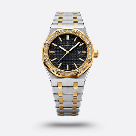 Audemars Piguet Royal Oak, cadran noir, sertie de diamants