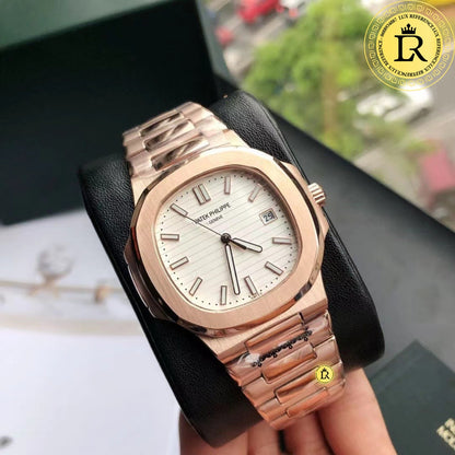 Nautilus Jumbo 5711/1R White Dial