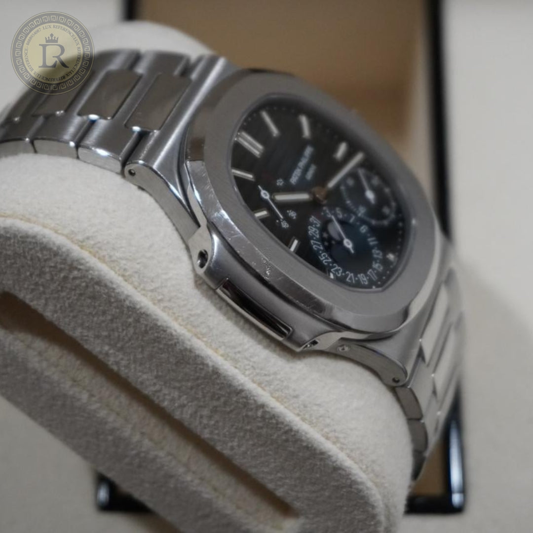 Patek Philippe Nautilus 5712/1A-001