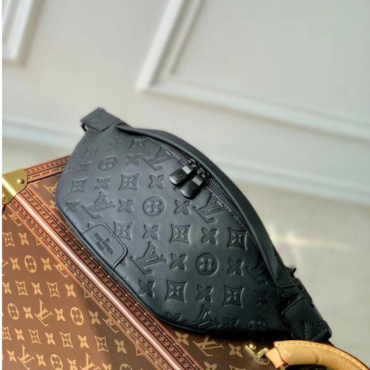 LOUIS VUITTON Discovery Bumbag