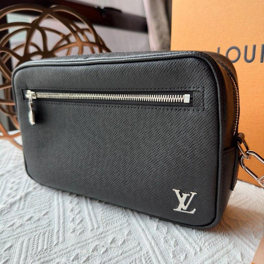 Louis Vuitton Pochette Kasai